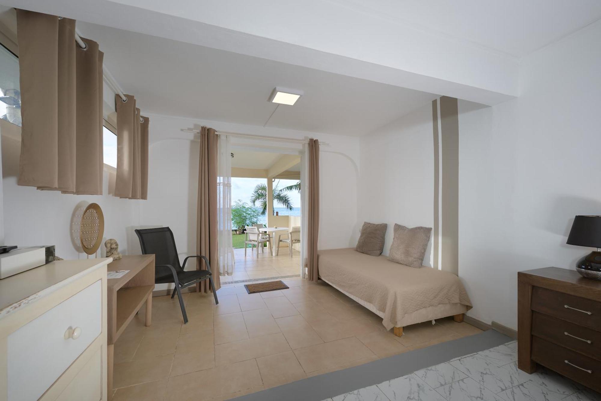 Lagoon View Apartament *
